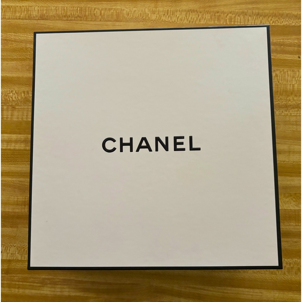 Perfect condition Chanel box